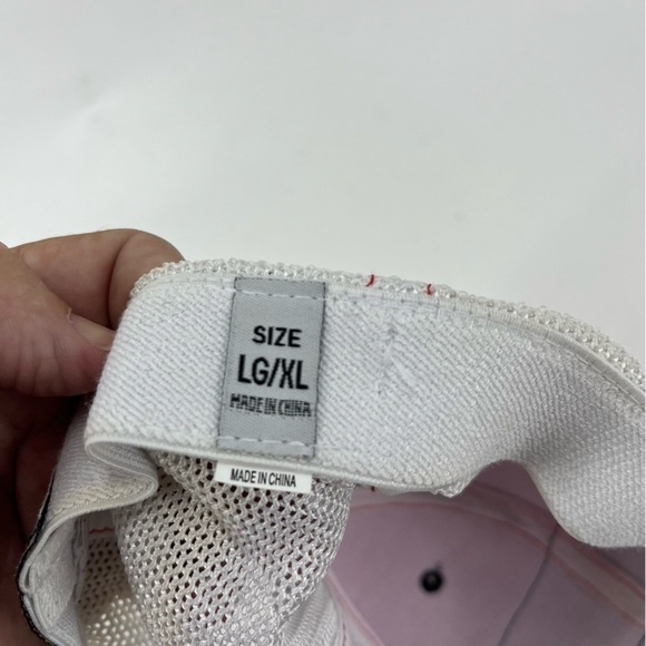 Buc-ee’s Cap - Picture 4 of 5